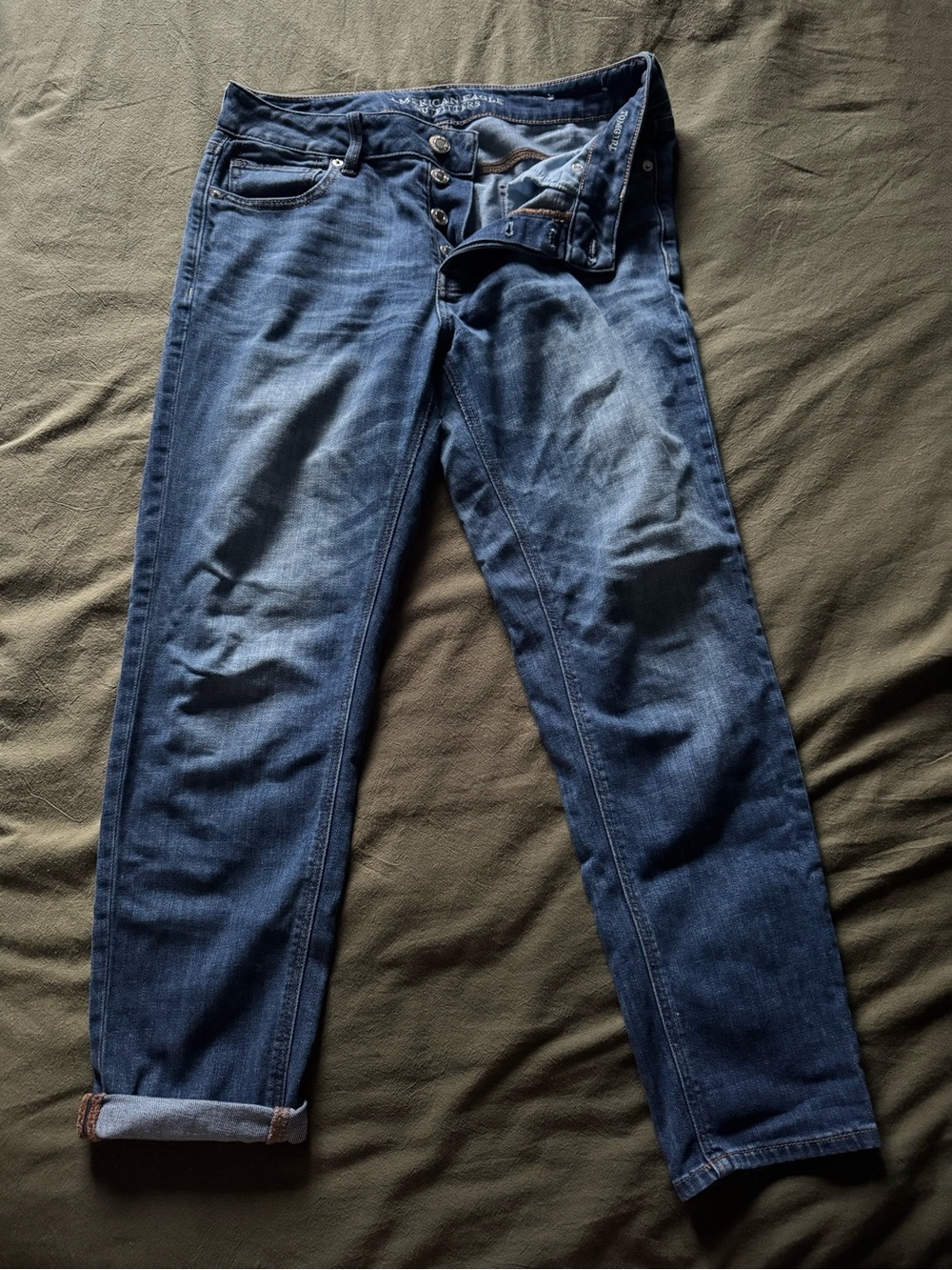 Mid rise Tomgirl American Eagle Jeans